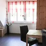 Gaestehaus Burgblick 3*