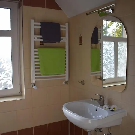 Gaestehaus Burgblick 3*