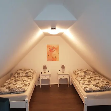 بيت ضيافة Gaestehaus Burgblick نويشتات-غليفه