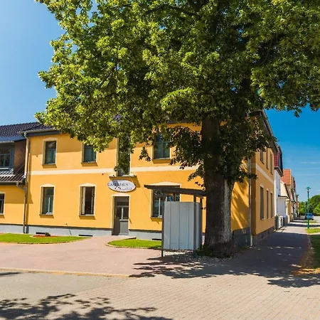 Πανσιόν Gaestehaus Burgblick Neustadt-Glewe