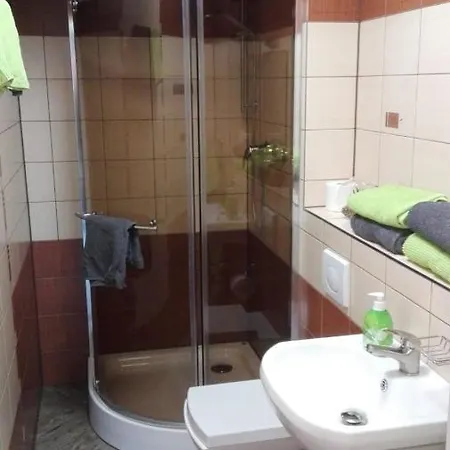 Gaestehaus Burgblick Πανσιόν 2*