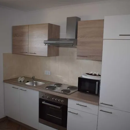 بيت ضيافة Gaestehaus Burgblick