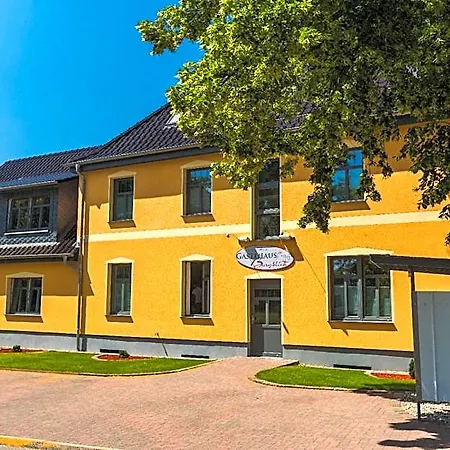 Gaestehaus Burgblick 3*